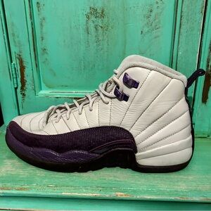 Nike Air Jordan 12 XII GS GG Retro Purple White Desert Sand 510815-001 Size 6.5Y